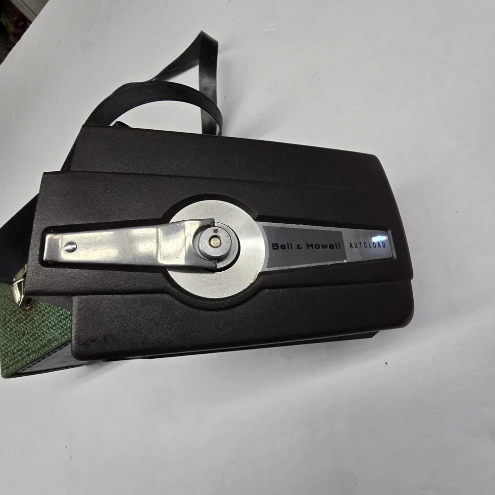 Bell & Howell Autoload Optronic Eye Super 8 Camera W/ Case * Untested Parts Only